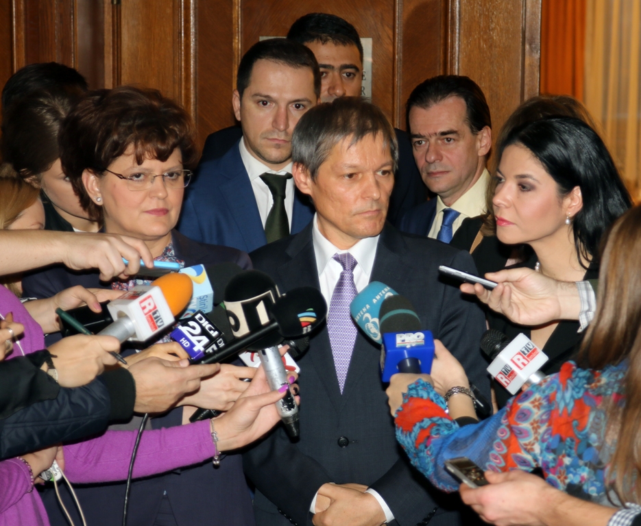 Anca Boagiu, președintele Comisiei pentru Afaceri Europene din Senatul României, susține mandatul cu care Primul-ministru Dacian Cioloş va participa la reuniunea Consiliului European din 17-18 decembrie 2015, Bruxelles