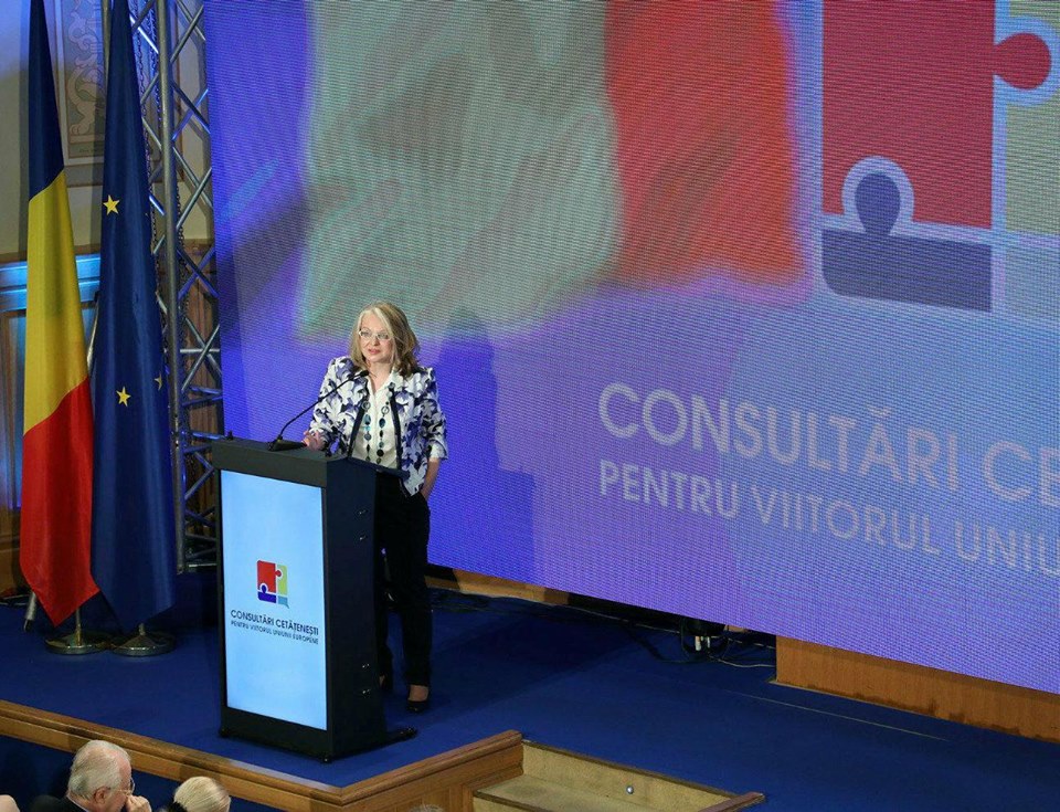 Participarea doamnei senator Gabriela Crețu, președinta Comisiei pentru Afaceri Europene din Senatul României la conferinţa de lansare a consultărilor cetăţeneşti pentru viitorul UE în contextul Zilei Europei, eveniment desfășurat la Centrului Infoeuropa/BCU.
