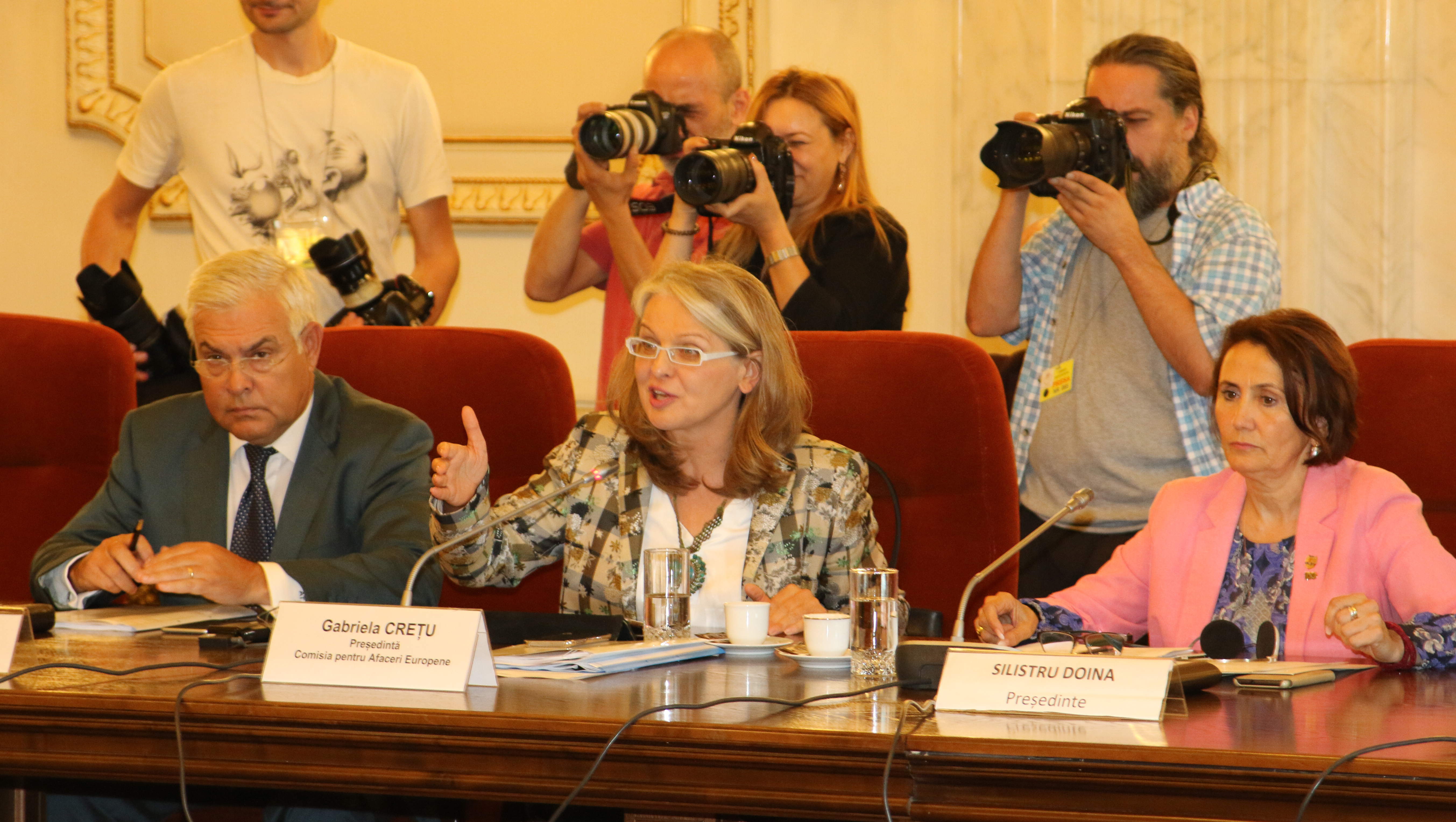 Întrevederea domnului Phil Hogan, Comisar european pentru agricultură și dezvoltare rurală cu Comisiile parlamentare reunite pentru afaceri europene și agricultură ale Senatului și Camerei Deputaților