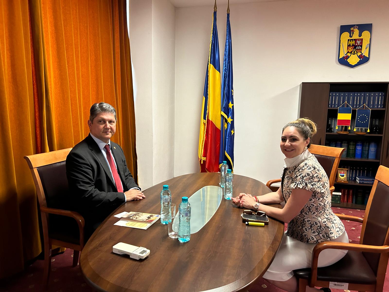 Întrevederea președintelui Comisiei pentru politică externă, Titus Corlățean, cu Mihaela Pleșa, membră a Legislativului statului Texas, Statele Unite ale Americii