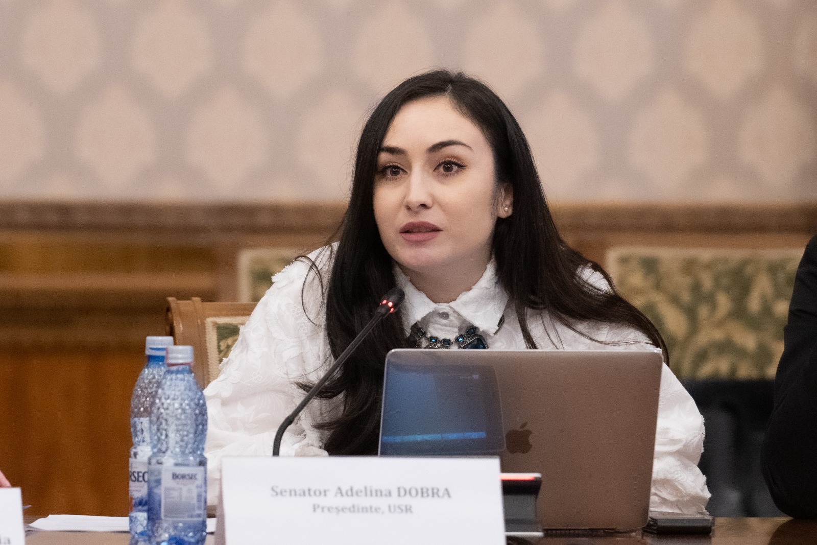 Competiția intitulată ”Senatul României dezbate”, anunțată la dezbaterea cu tema “Gândirea critică - competență pentru combaterea dezinformării”